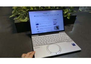 Panasonic launches a 900g laptop with a round touchpad, a removable battery, and even a Gigabit Ethernet LAN port