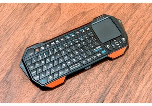 I solved my TV streaming problems with this $30 keyboard