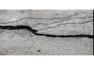 Thin, bacteria-coated fibers could lead to self-healing concrete
