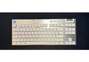 Logitech G915 X TKL Review: The same, but better?