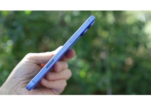 This iPhone 17 Air dummy unit looks incredibly slim next to an iPhone 16 Plus, it’s just a shame about the big camera