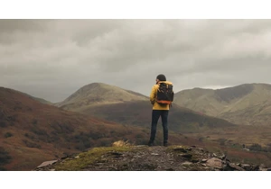 Want Better Vacation Photos? This Is the Camera Gear You Need