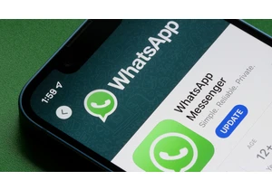"Your messages may not stay as private as you think" – Privacy experts slam WhatsApp ads
