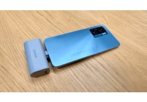 I never leave home without Anker’s $30 ultra-compact, no-wires power bank