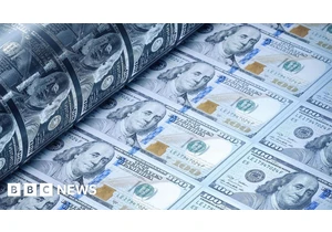 US loses last perfect credit rating amid rising debt