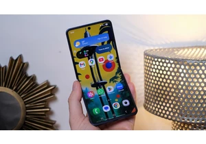 Samsung Galaxy Z Flip 7 review: More screen, more battery but something's missing