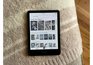 Amazon's 16GB Kindle Colorsoft is $30 off ahead of Labor Day weekend
