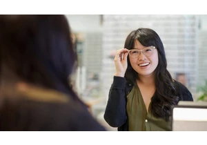 What Glasses Suit My Face: Shape, Skin Tone and More
