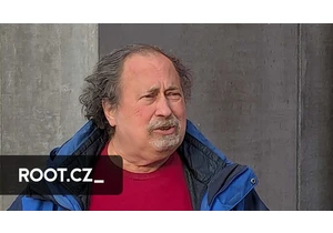 Vláda má povinnost zachovat digitální suverenitu své země, říká Stallman