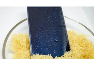 Apple's and Samsung's Warning: The Truth About Putting Wet Phones in Rice