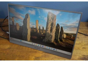 Arzopa Z1FC review: This budget portable monitor can game, and more