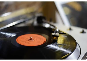  AI music is fine until it starts pretending to be real people 