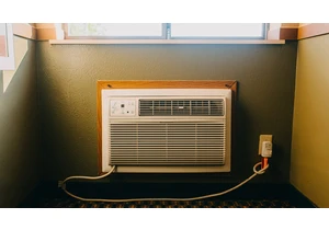I Use This Smart Device to Find Air Leaks and Keep My Summer AC Bill From Soaring