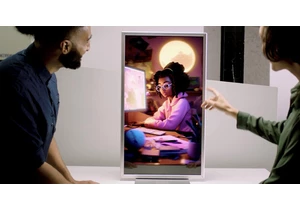 Looking Glass debuts 16-inch OLED and 32-inch 'holographic' spatial displays