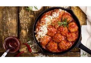 Keep These 4 Foods Out of Your Cast-Iron Skillet