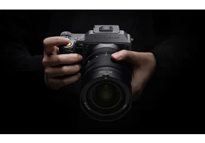 Hasselblad's X2D II 100C offers improved autofocus and world-beating stabilization