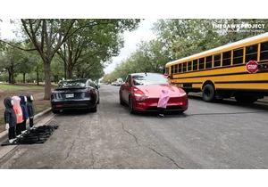 Tesla blows past stopped school bus and hits kid-sized dummies in Full Self-Driving tests