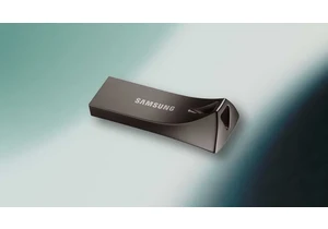 Get Samsung’s fast and rugged 128GB flash drive for only $15