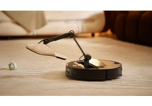 I Used This Robot Vacuum With a Mechanical Arm for Three Months but at $2,600 It's a Hard Sell