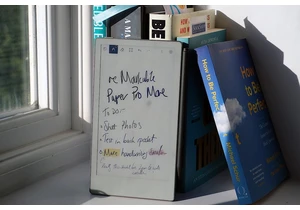 reMarkable’s Paper Pro Move is a pocketable version of its e-paper tablet
