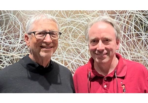 Long-time rivals Bill Gates and Linus Torvalds meet for the first time, have dinner — 'No major kernel decisions were made, but maybe next dinner'