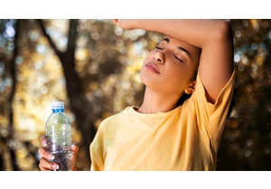 With Heat Advisories, an ER Doctor Explains Heat Stroke Signs and What to Do About It