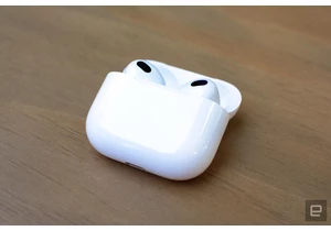 Apple’s third-gen AirPods are back on sale for $140