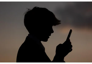 Reddit begins age verification checks for UK users