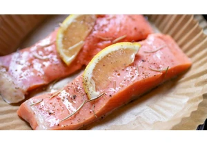 10 Minutes and No Mess: I Can't Believe How Easy this Method for Cooking Salmon Is