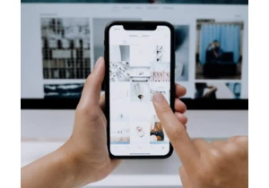 Designing for Touch: How Finger-Friendly UI Enhances UX