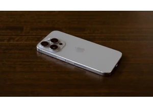 4 Reasons Why You Should Always Leave Your Phone Face Down