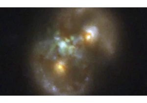 Webb spots 'Infinity Galaxy' that sheds light on black hole formation