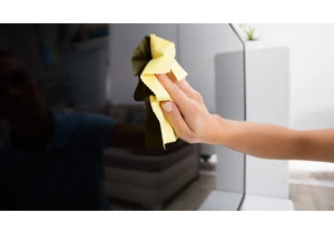 What's the Right Way to Clean Your TV Screen Without Damage?
