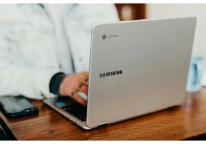 I’m a Chromebook power user. I swear by these 9 productivity tips