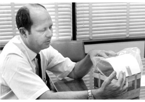 Ed Smylie, Who Saved the Apollo 13 Crew with Duct Tape, Dies at 95