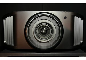 JVC DLA-NZ900 Review