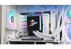 Thermaltake’s new AIO liquid cooler features a 3.95-inch LCD display and swappable reverse-blade fans