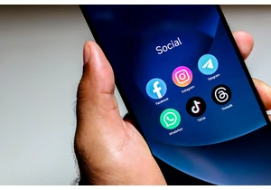 Instagram public accounts with less than 1,000 followers can no longer go live