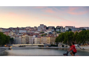 Lyon Is Replacing Windows and Microsoft Office with Linux and OnlyOffice