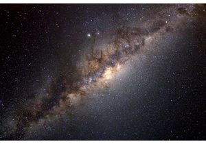 Three of the oldest stars in the universe found circling the Milky Way