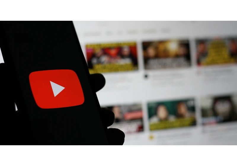 YouTube Introduces Mandatory Disclosure For AI-Generated Content via @sejournal, @MattGSouthern