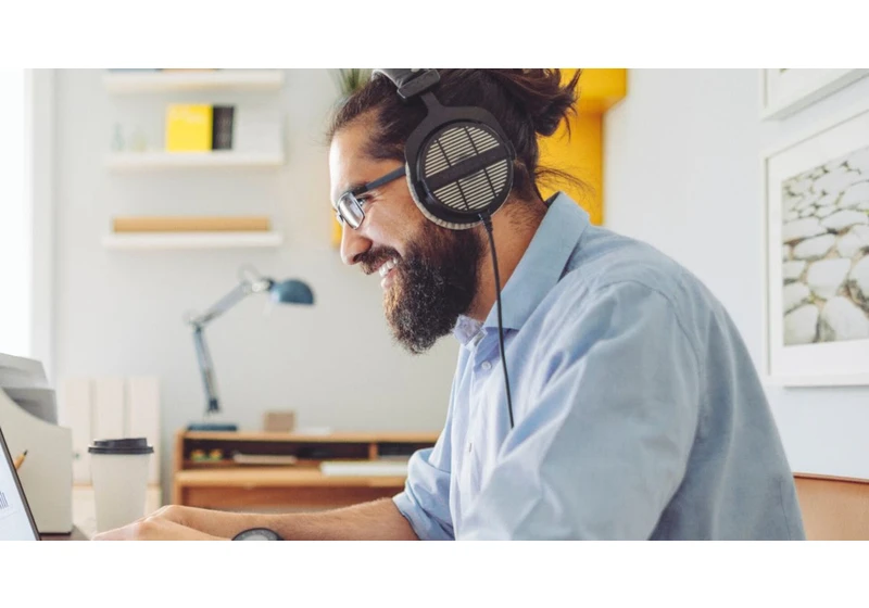 Meetings just got a bit better on Microsoft Teams certified devices