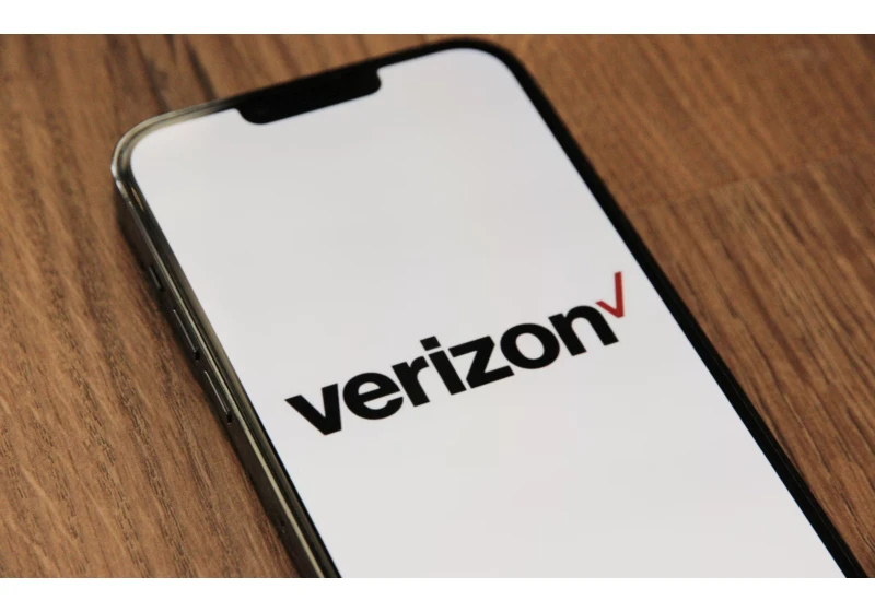Verizon just announced a three-year price lock plan, but there are caveats