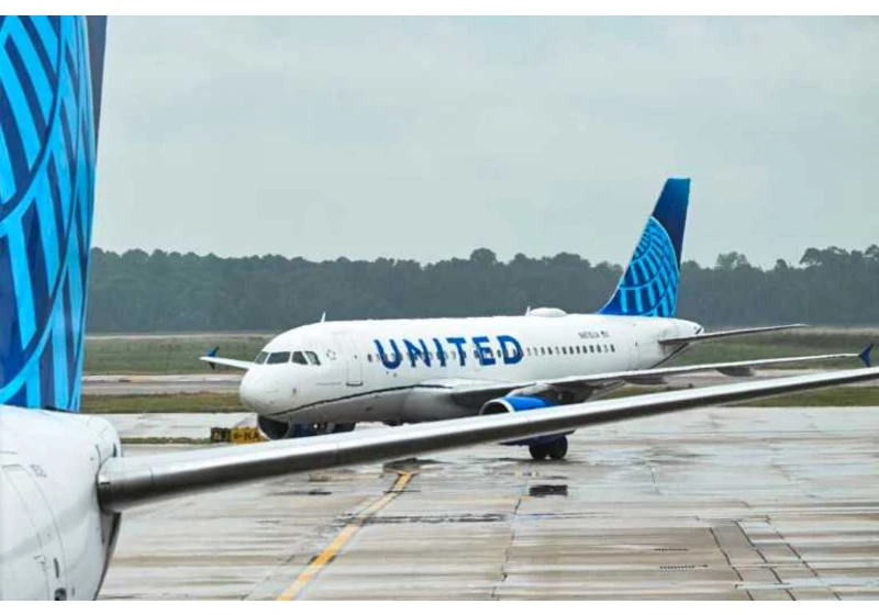 Outdated Software, Nationwide Chaos: United Grounds Flights After Meltdown