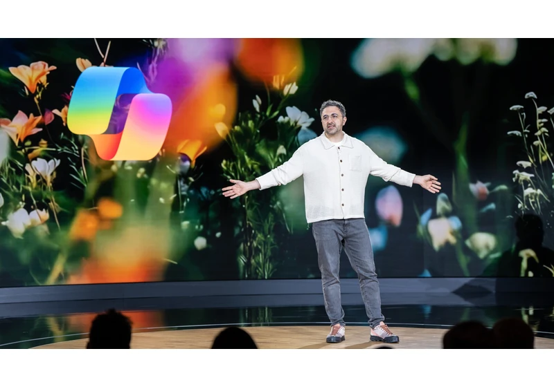  Microsoft's AI CEO says Copilot will evolve into a "real friend" with a permanent identity — an ideal utopia of digital patina 