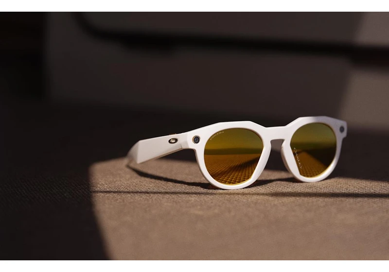 Meta and Oakley announce new 'perfomance AI' smart glasses for athletes