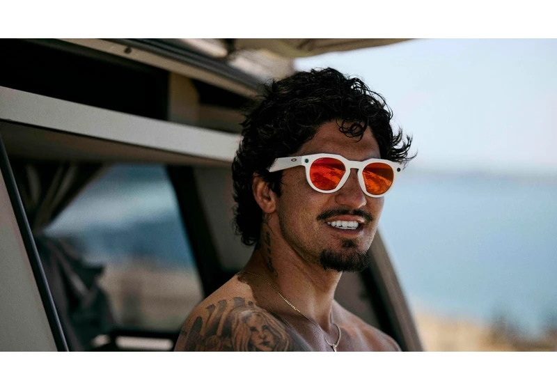 Meta's New Oakley Smart Glasses Coming in July Boost Their Battery Life and Camera