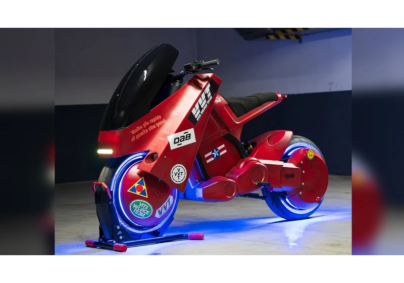 This one-of-one 3D-printed motorcycle is inspired by the 1988 film Akira