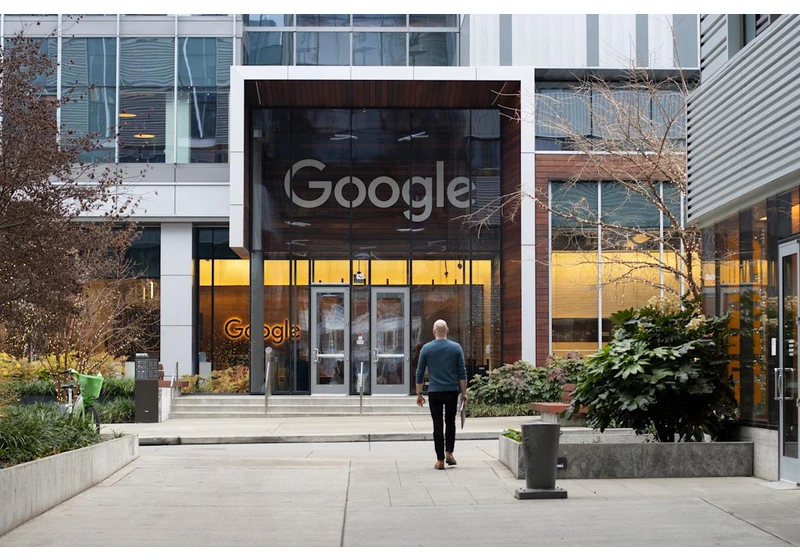 Google will keep third-party tracking cookies on Chrome as they are
