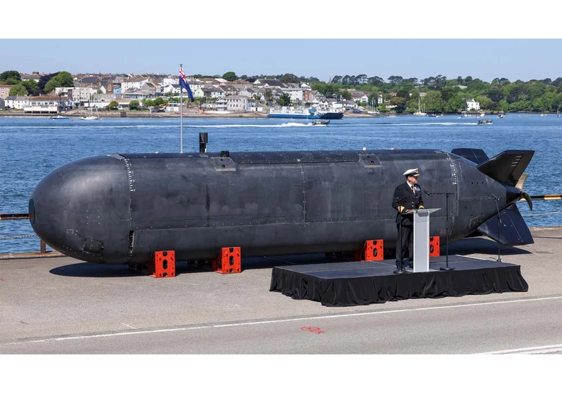 UK’s Royal Navy tests 40-foot submarine drone which can be operated from ‘the other side of the world’